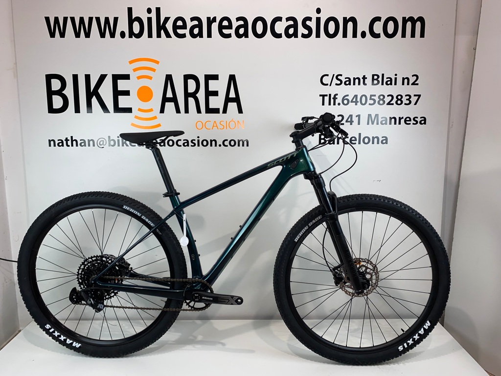 SCOTT SCALE CONTESSA 910 NUEVA